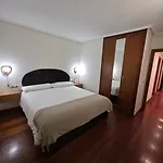 Big With 3 Parking Included Lejlighed *