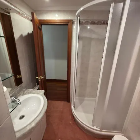 Apartment Big With 3 Parking Included *