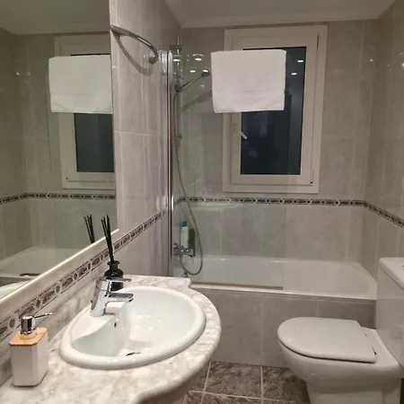 Apartment Big With 3 Parking Included San Sebastian